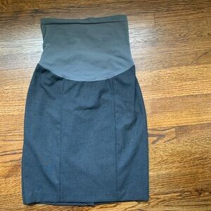 A Pea In The Pod Maternity Skirt